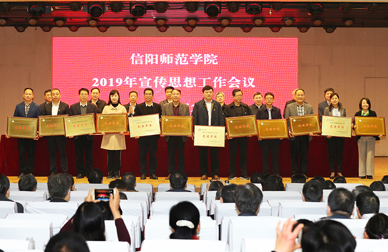 281614039z6g.jpg 281614039z6g.jpg